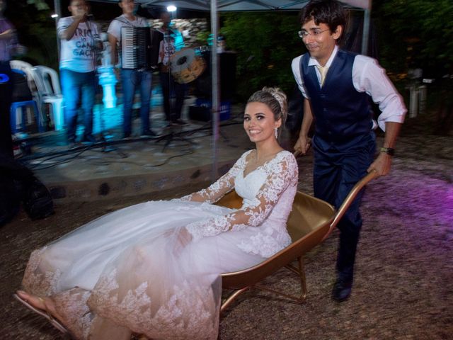 O casamento de Danilo e Leonara em Campo Maior, Piauí 23