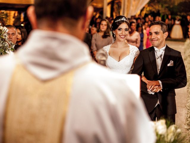 O casamento de Ricardo e Thisciane em Lauro de Freitas, Bahia 44