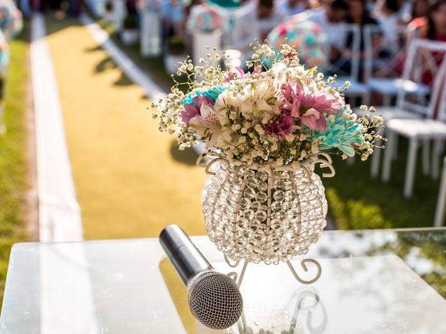 O casamento de Evandro e Dayanne em Ibirité, Minas Gerais 24