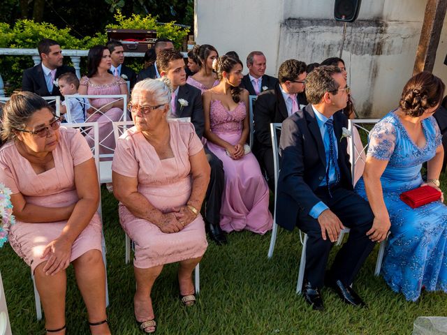 O casamento de Evandro e Dayanne em Ibirité, Minas Gerais 30