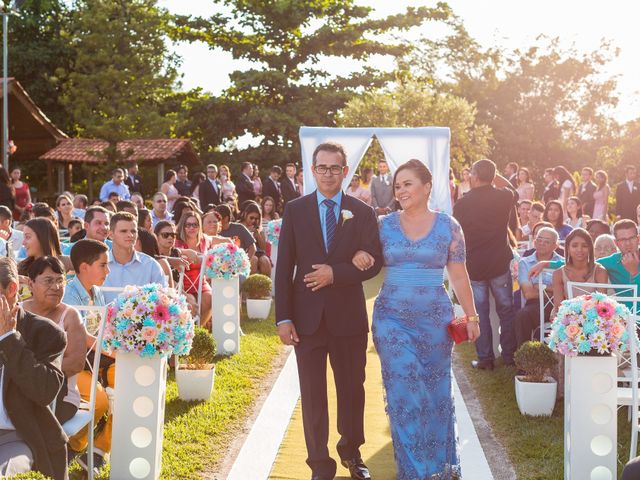 O casamento de Evandro e Dayanne em Ibirité, Minas Gerais 32