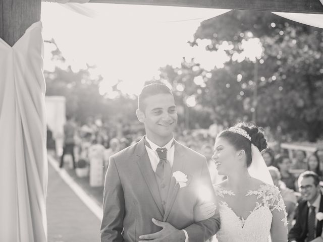 O casamento de Evandro e Dayanne em Ibirité, Minas Gerais 41