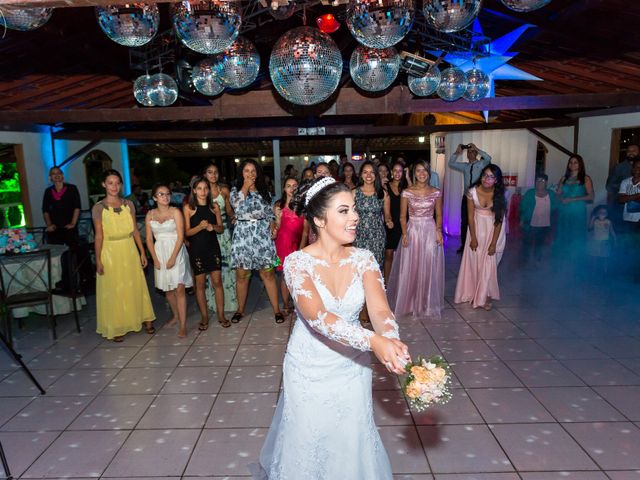 O casamento de Evandro e Dayanne em Ibirité, Minas Gerais 110