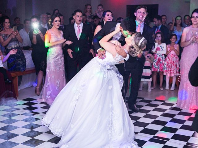 O casamento de Jorge e Danielle em Içara, Santa Catarina 24