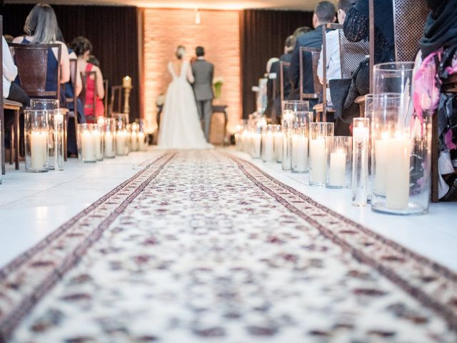 O casamento de Emerson e Alessandra em Belo Horizonte, Minas Gerais 31