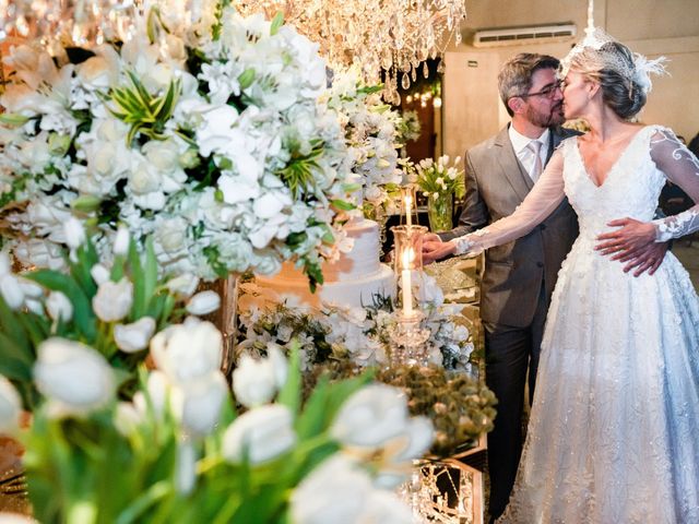 O casamento de Emerson e Alessandra em Belo Horizonte, Minas Gerais 50