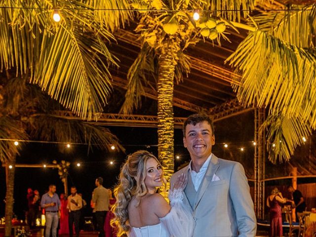 O casamento de LUAN  e ISADORA  em Maresias, São Paulo Estado 3
