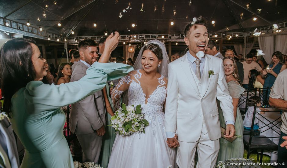 O casamento de Jaine e Jonathan em Piúma, Espírito Santo