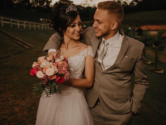 O casamento de Vitor e Daiane em Mairiporã, São Paulo Estado 22