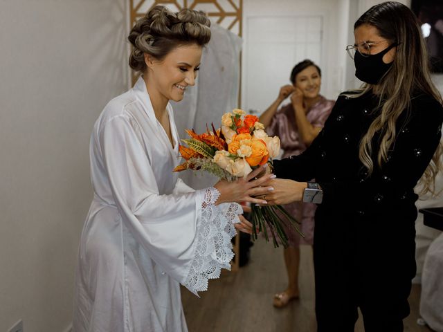 O casamento de Jean e Barbara em Curitiba, Paraná 24