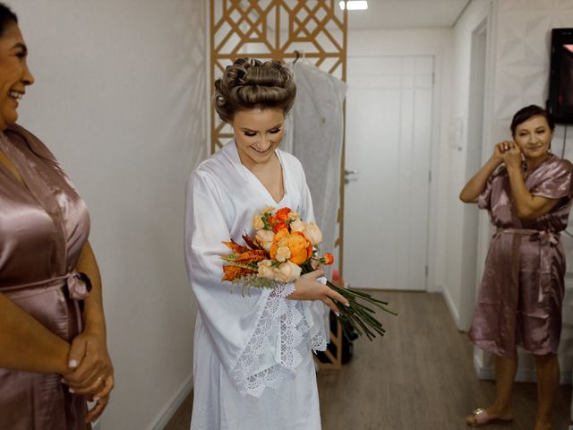 O casamento de Jean e Barbara em Curitiba, Paraná 25