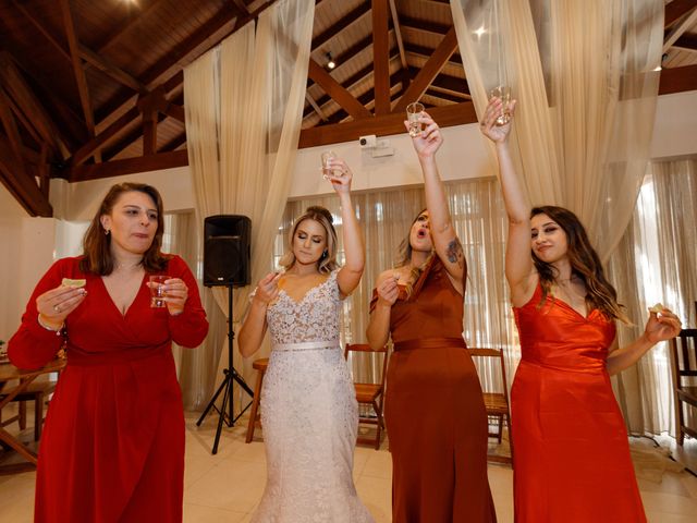 O casamento de Jean e Barbara em Curitiba, Paraná 277