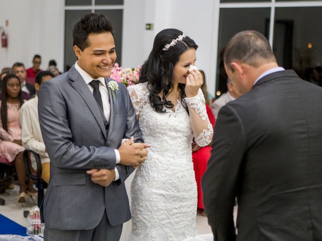 O casamento de Eriks e Isabela em Curitiba, Paraná 13