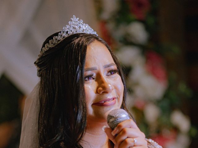 O casamento de Robson  e Camila  em Diadema, São Paulo 13