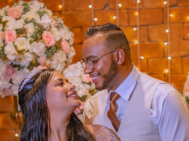 O casamento de Robson  e Camila  em Diadema, São Paulo 22