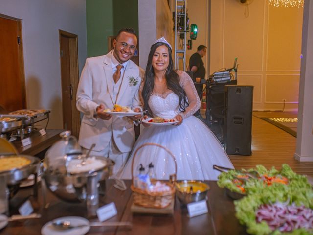 O casamento de Robson  e Camila  em Diadema, São Paulo 43