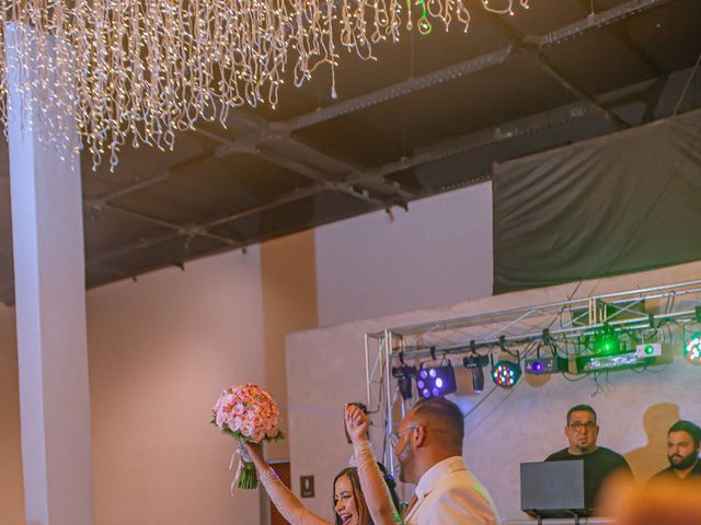 O casamento de Robson  e Camila  em Diadema, São Paulo 45