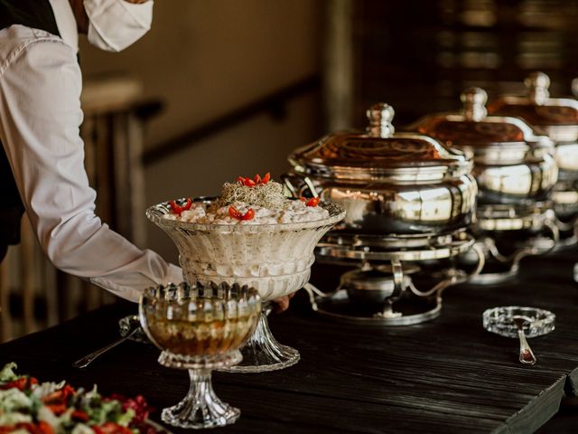 O casamento de Val e Nay em Curitiba, Paraná 58