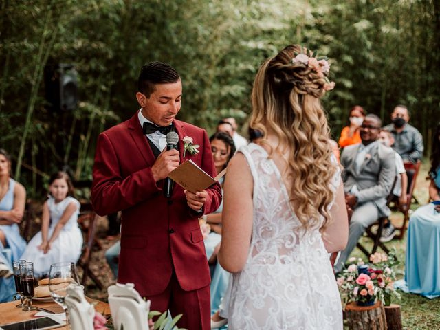 O casamento de Val e Nay em Curitiba, Paraná 95