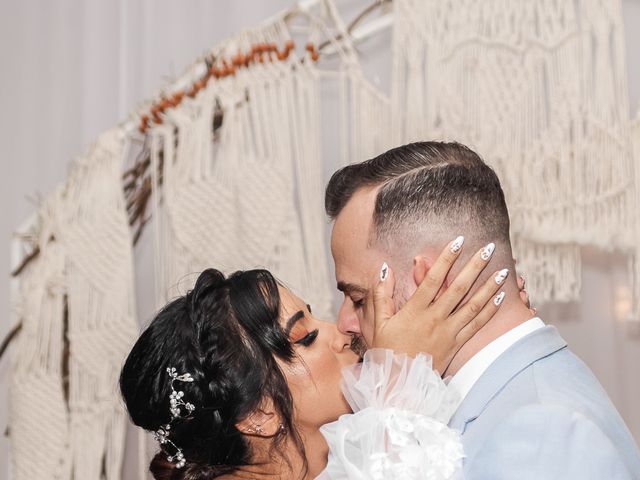 O casamento de João e Luiza Helena em Itapema, Santa Catarina 10