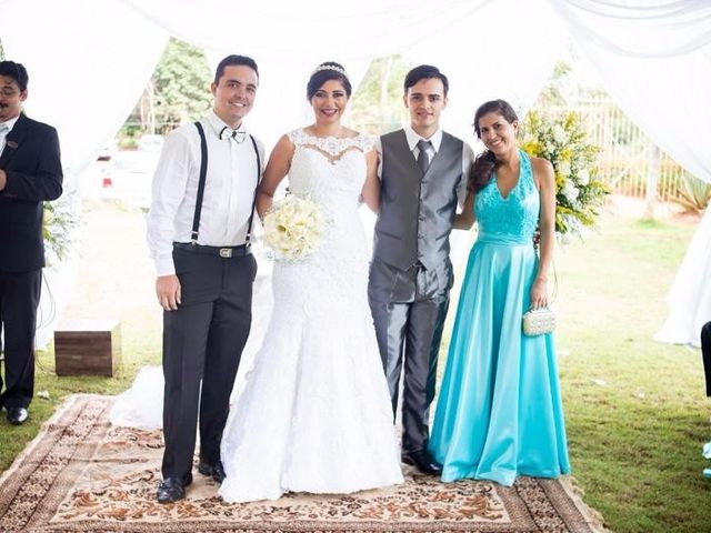 O casamento de Walison e Thayná em Montes Claros, Minas Gerais 37