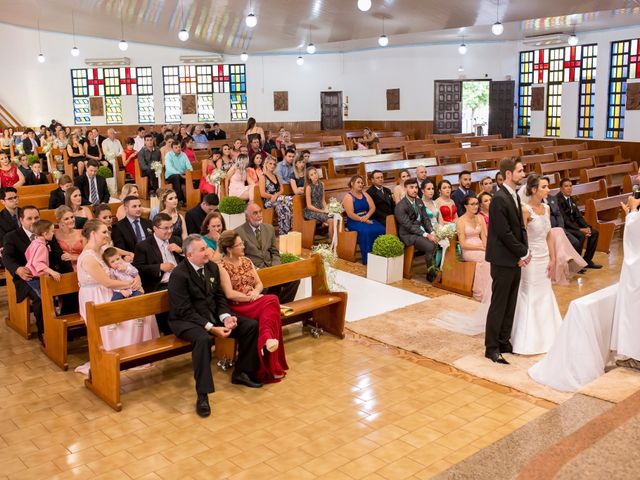 O casamento de Alex e Poly em Cascavel, Paraná 24