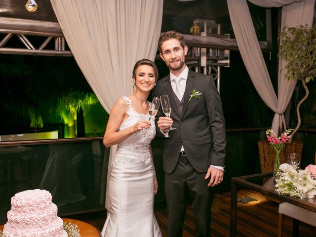 O casamento de Alex e Poly em Cascavel, Paraná 32