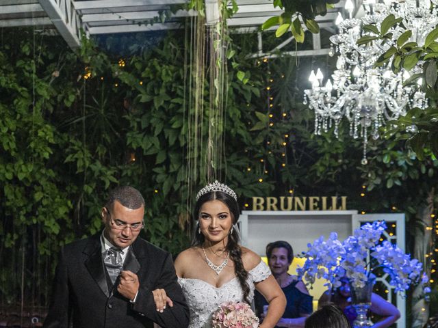 O casamento de Lucas e Mariana em São Vicente, São Paulo Estado 22