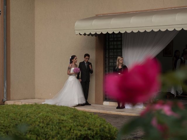 O casamento de Guiullianna e Renato  em Curitiba, Paraná 23