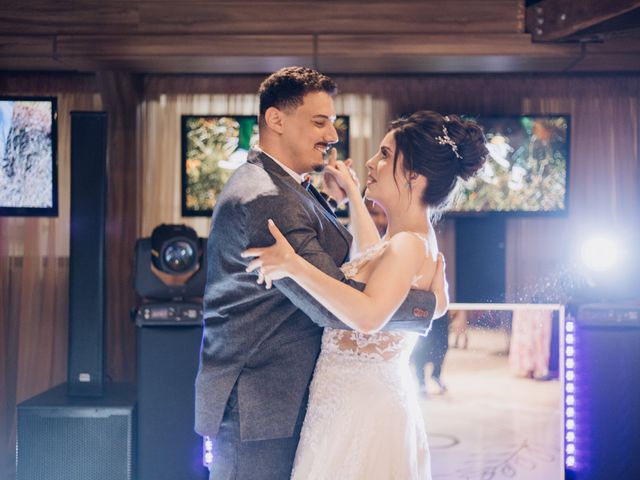 O casamento de Douglas e Mariana em Campo Largo, Paraná 31