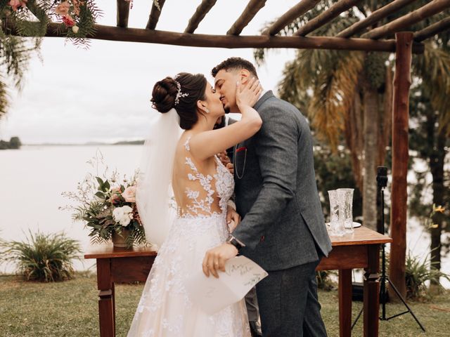 O casamento de Douglas e Mariana em Campo Largo, Paraná 2