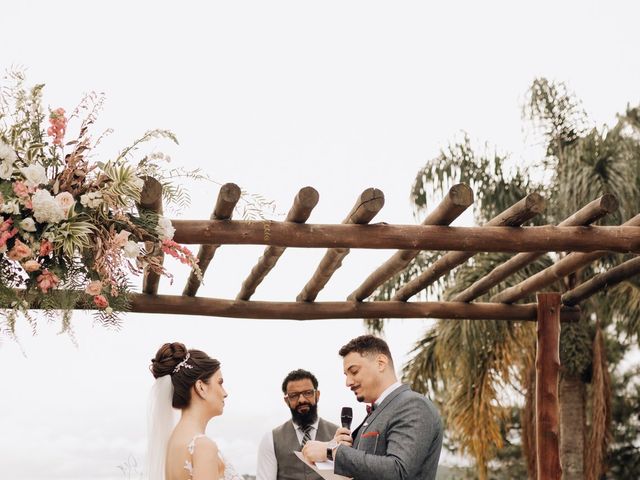 O casamento de Douglas e Mariana em Campo Largo, Paraná 46