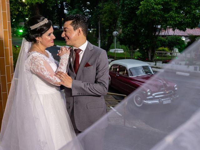 O casamento de Hugo e Renata em Poá, São Paulo Estado 22