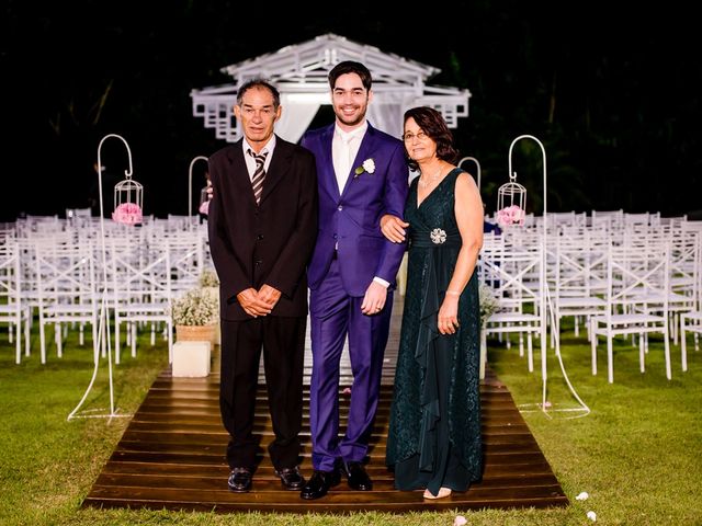 O casamento de Leandro e Tais em Ferraz de Vasconcelos, São Paulo Estado 75