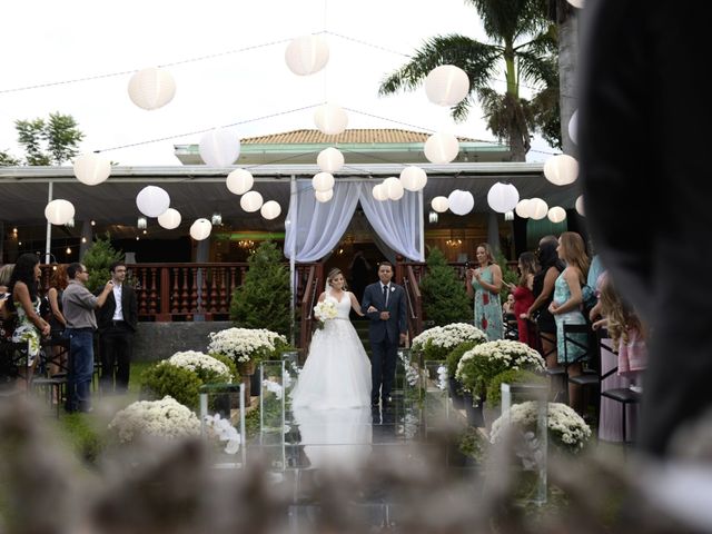 O casamento de Lucas e Ana Flávia em Belo Horizonte, Minas Gerais 19