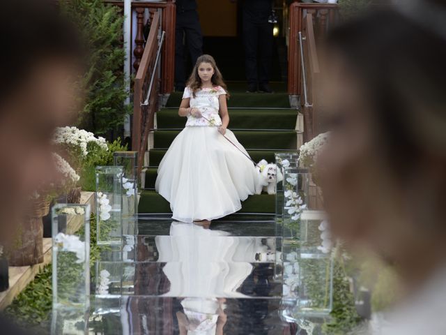 O casamento de Lucas e Ana Flávia em Belo Horizonte, Minas Gerais 25