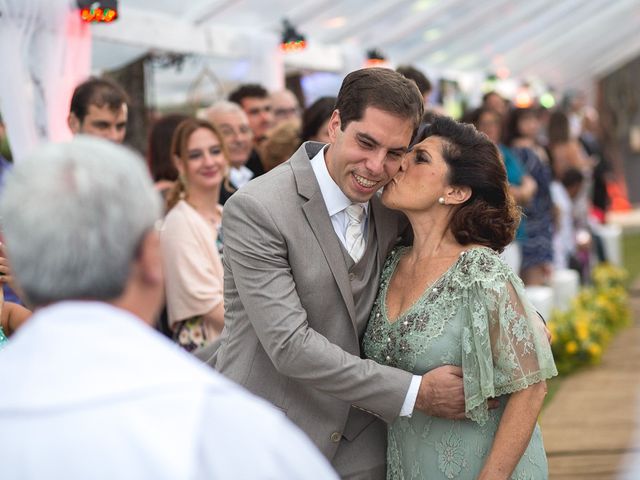 O casamento de Thiago e Talita em Guarujá, São Paulo Estado 29