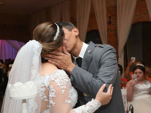 O casamento de Almeida e Aline e Nilson em Cuiabá, Mato Grosso 3