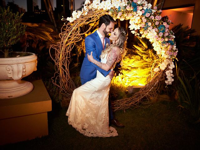 O casamento de Mariana e Gustavo em Porto Alegre, Rio Grande do Sul 33