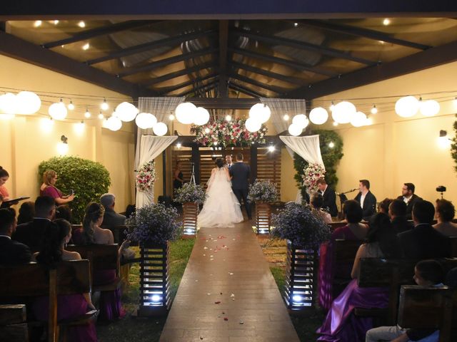 O casamento de Fernando  e Tatiane em Belo Horizonte, Minas Gerais 30