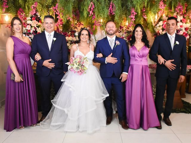 O casamento de Fernando  e Tatiane em Belo Horizonte, Minas Gerais 38