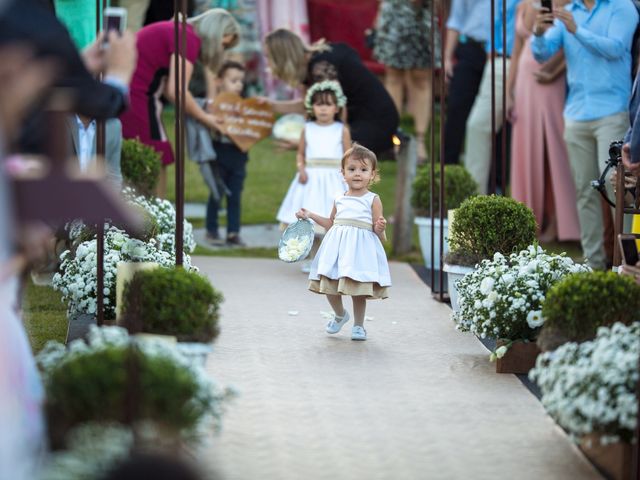 O casamento de Tiago e Daniela em Balneário Camboriú, Santa Catarina 28