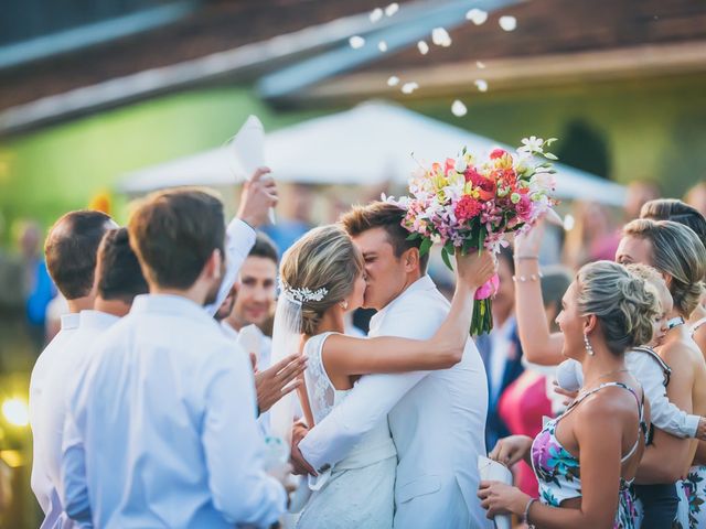 O casamento de Tiago e Daniela em Balneário Camboriú, Santa Catarina 49