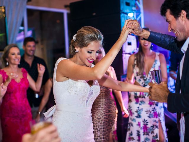 O casamento de Tiago e Daniela em Balneário Camboriú, Santa Catarina 69