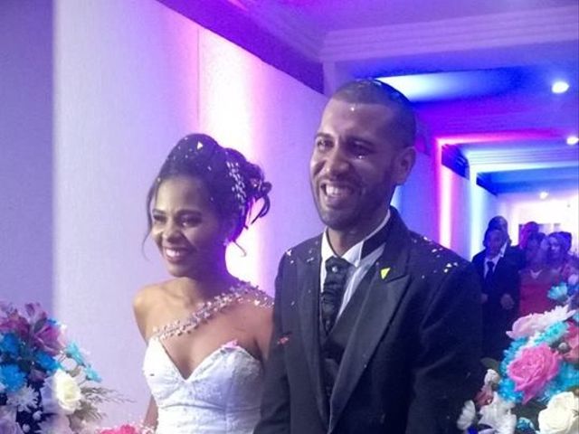 O casamento de Claudinei e Laiane  em Salvador, Bahia 15
