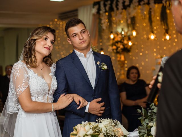 O casamento de Weslei e Marcelle em Joinville, Santa Catarina 46