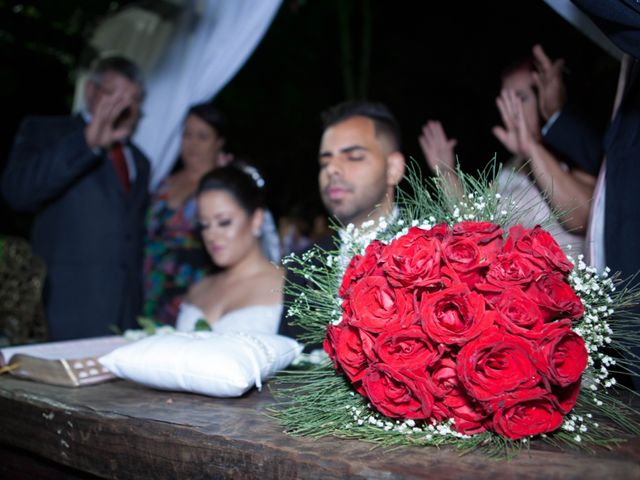 O casamento de João Ricardo e Viviane Torres em Betim, Minas Gerais 4