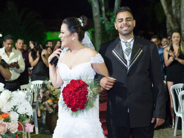 O casamento de João Ricardo e Viviane Torres em Betim, Minas Gerais 12