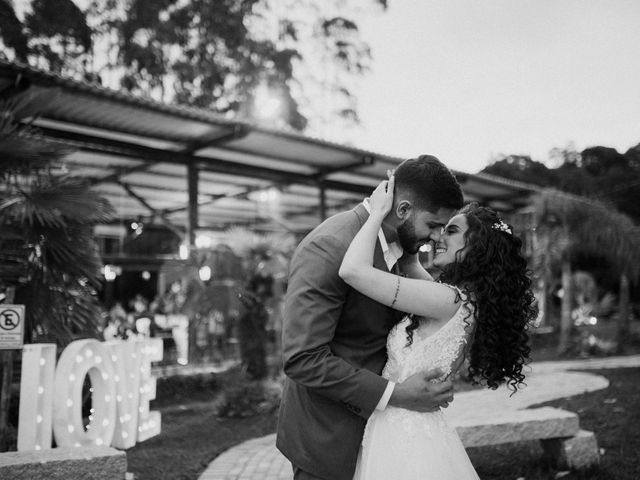 O casamento de Lucas e Beatriz em Campina Grande do Sul, Paraná 42