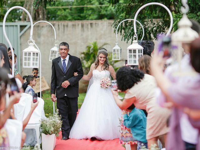 O casamento de Daniel e Daniella  em Uberlândia, Minas Gerais 11